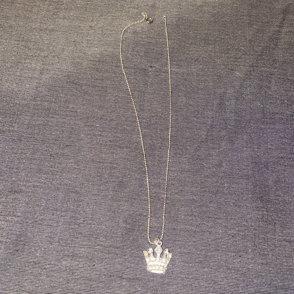 Crown necklace